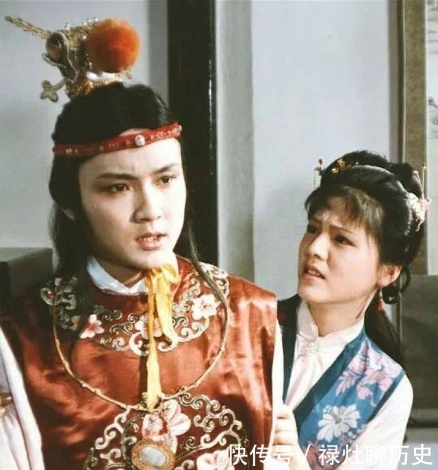 浅谈红楼:从文化视角,分析贾宝玉的“古今不肖无双”