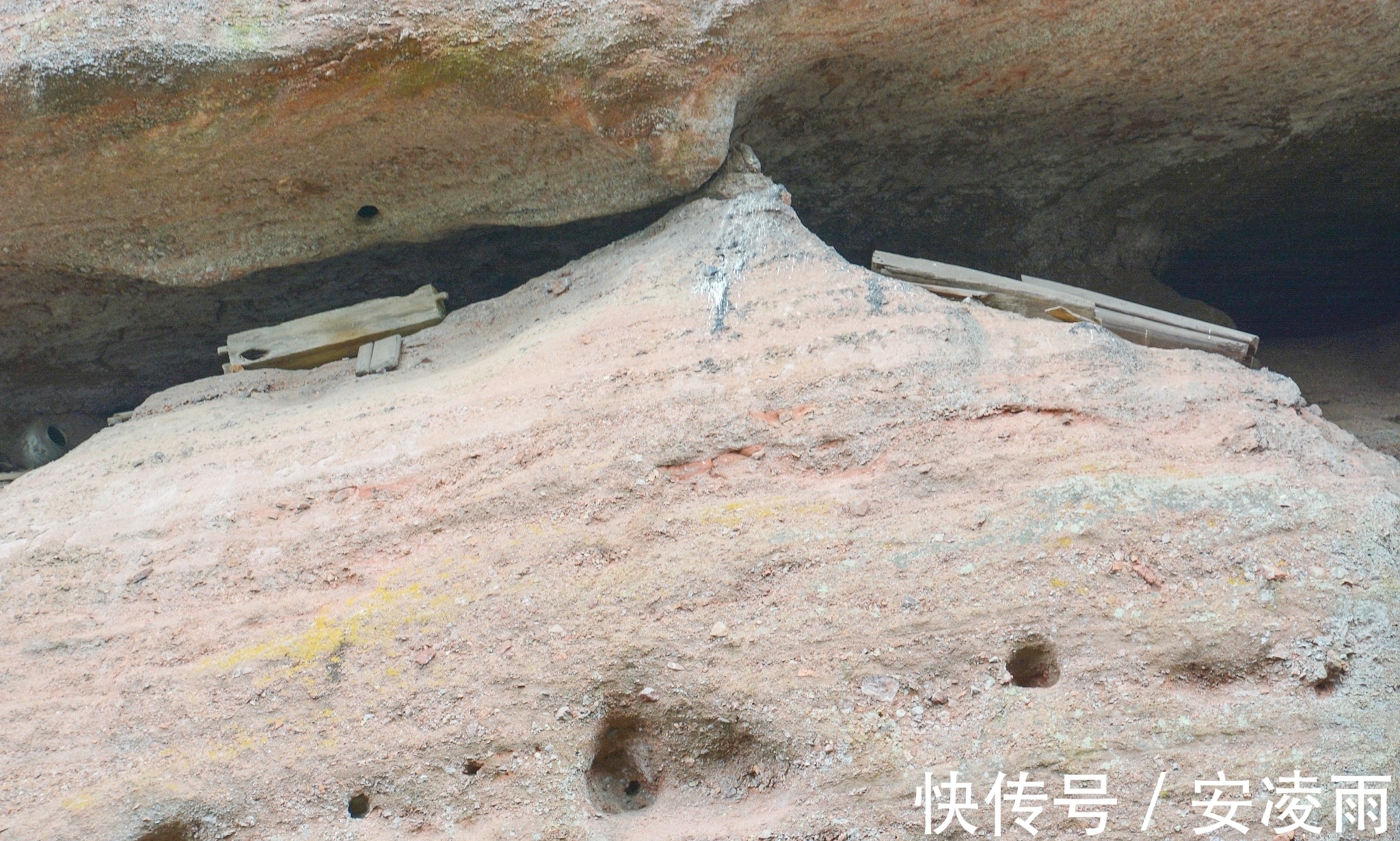 悬崖峭壁|道教祖庭龙虎山“千年悬棺之谜”，曾悬赏百万，至今无人破解