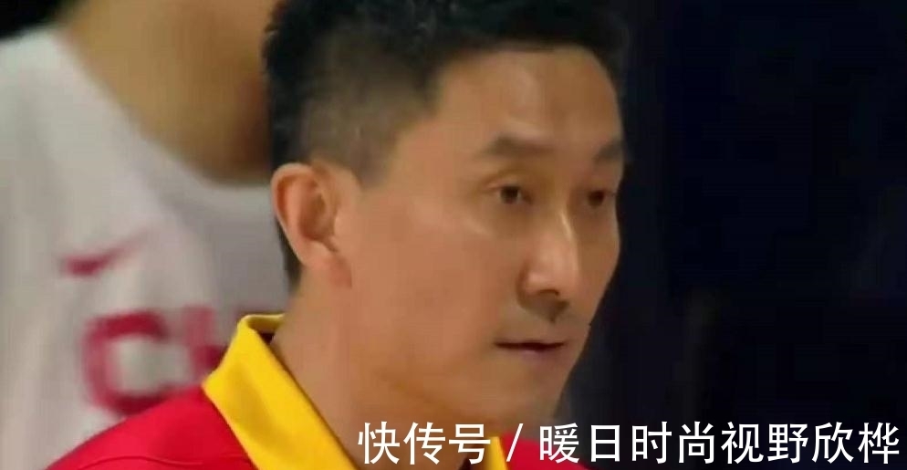 胡明轩|2-16,中国男篮一波崩!周琦10分4板周鹏8分,杜锋整体满意
