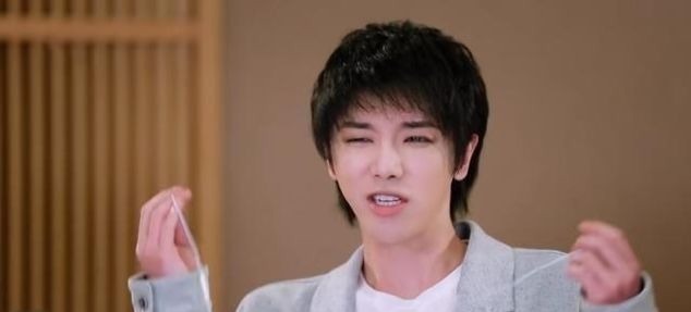 华晨宇的《我们》有故事,对此他淡定解释,梁田一句总结恰到好处