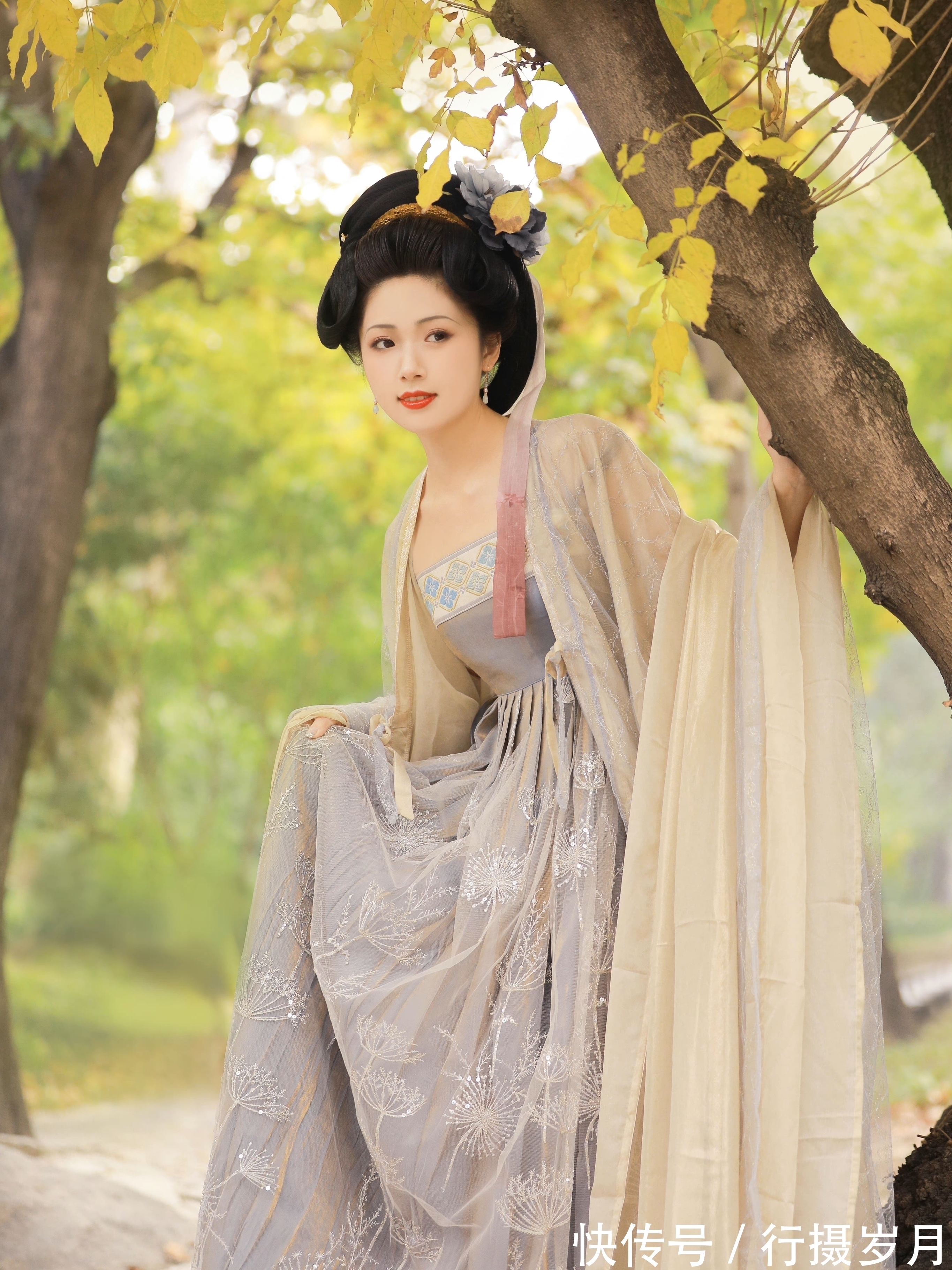 江南忆&留不下你风情一页,我却为你书写,相思多少阕?