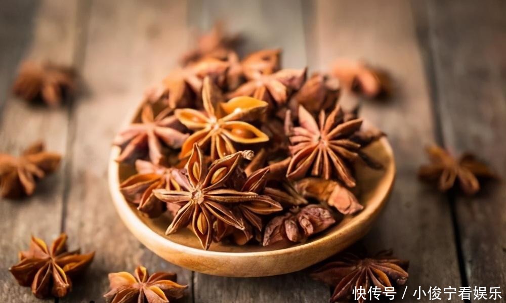 做羔羊的时|炖羊肉时,切记“3放4不放”,否则羊肉越炖膻味越重,汤不鲜