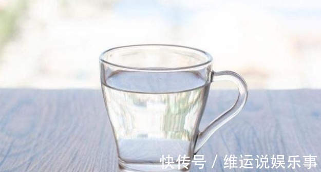 胃肠道|“千滚水”致癌?“隔夜水”有毒?本文揭晓答案,不妨了解下