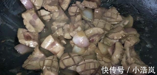 蘑菇|它是“男人宝”，比生蚝好吃，价格还便宜，三天两头老公就想它！