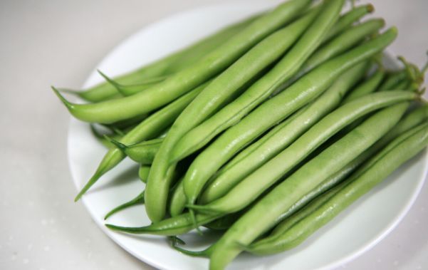 瘦肉|不焯水不能吃的4种蔬菜,难怪吃了肠胃不适