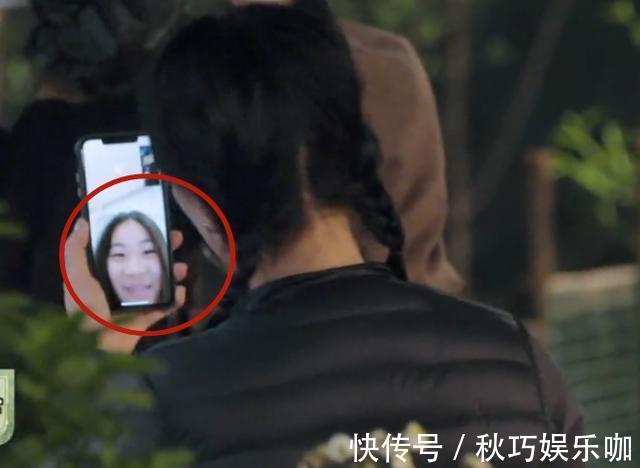 那英14岁女儿正面照首曝光，长相随富商老公！面对节目镜头超害羞