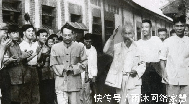 越南语@越南权贵不屑越南语,坚持说汉语,胡志明颁布一政策彻底废了汉语