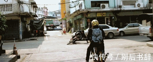 |搞笑趣图:1,看下什么叫做真正的装'B'还真装上了