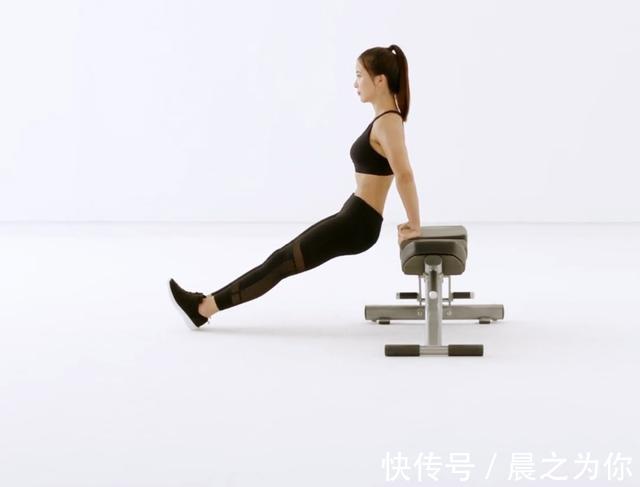 性感|一位韩国的美女健身教练,坚持健身7年,身材性感,分享同款动作