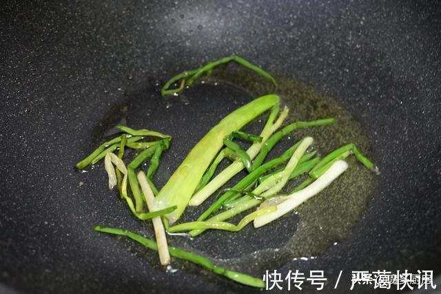 饭店|到饭店里点这道菜,至少20元,自己做成本最多3块钱,简单还减脂