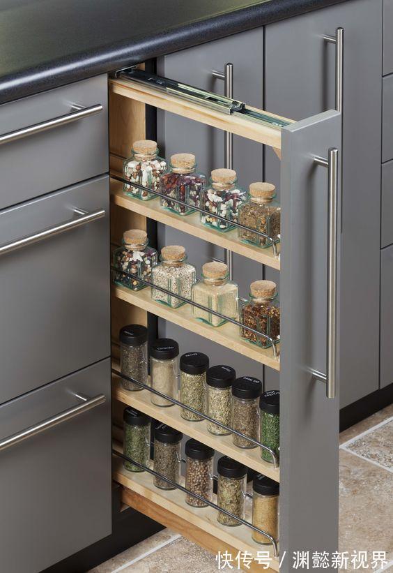 水槽|厨房小东西多,打再多的橱柜,远不如在这3个地方预留10公分实用