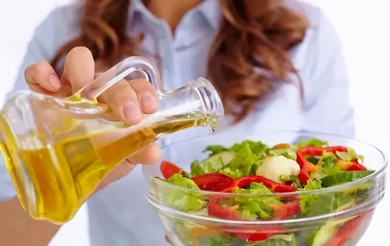 抢救|一岁男童吃错药,陷入昏迷,抢救后脑死亡,父母无奈放弃治疗