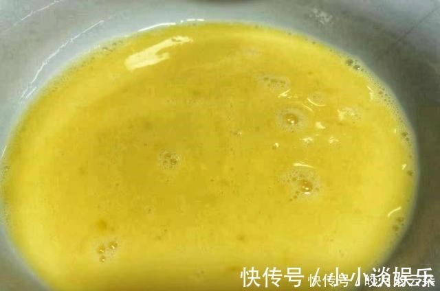 灵魂|炒鸡蛋别急着出锅,多加一步秒变“灵魂炒蛋”,大厨都爱这么做的