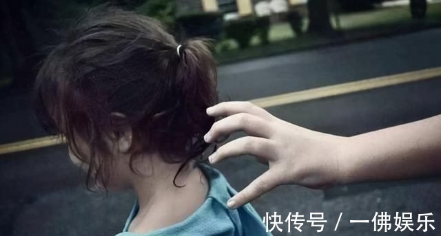 商场|5岁孩子被人贩子拐走,一小时后找到,父母差点不认识,多亏了鞋