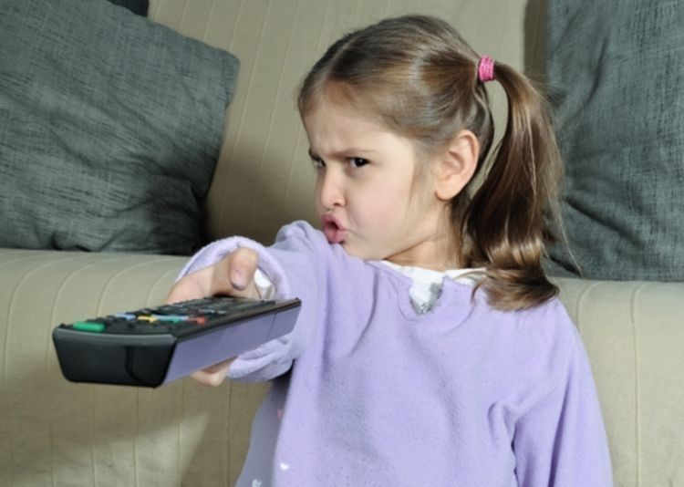 电视|李玫瑾:爱看电视和不爱看电视的孩子,长大后差距一目了然