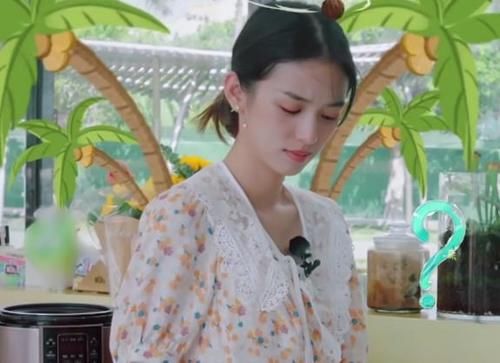 周也|姚安娜不善交际？四位姐姐来《中餐厅》做客，她直接溜之大吉