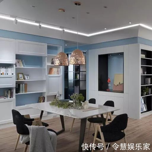 背景墙|新婚夫妇买老户型二手房，北欧风+超强收纳，背景墙设计惊艳！