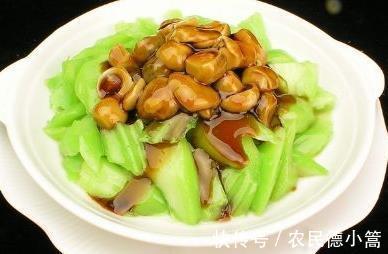 养生|什么食物健康养生,芹菜有哪些种类,盘点一下芹菜的几大功效