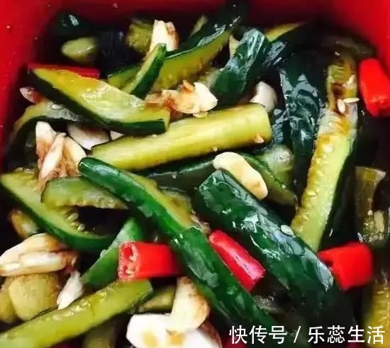 黄瓜|酱黄瓜怎么做才好吃30年老师傅教你一招,爽脆开胃,久放不变质