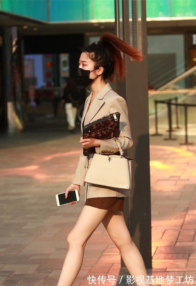 搭配 气质出众的包臀裙搭配技巧，兼顾美感与舒适度，非常实用！