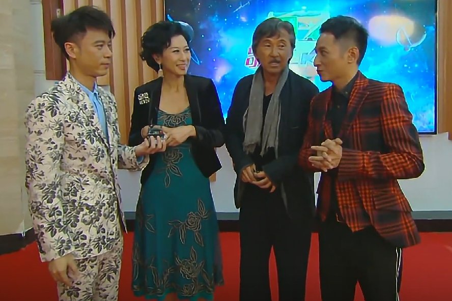 5年前微不足道的小失误,何炅愧疚至今,主持一哥当之无愧!