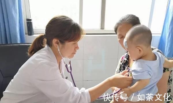 脏东西|生石灰入眼,妈妈情急之下的做法保住孩子双眼,医生妈妈很聪明