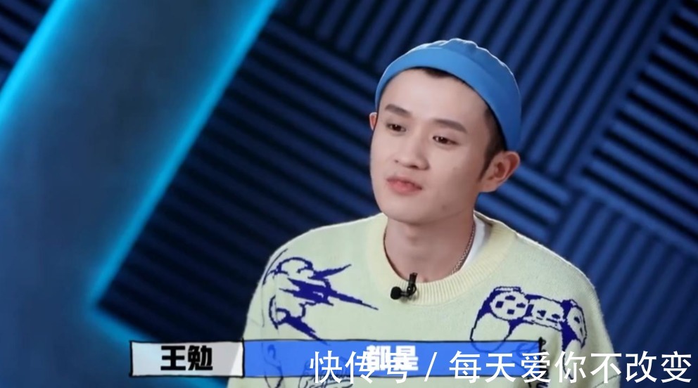 他的这种演出形式,挺适合线上的,拿来比赛也不错