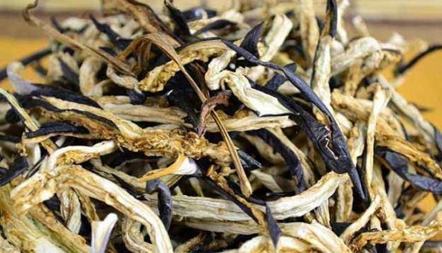 4种蔬菜晒成干，比新鲜的味道更好，冬天拿来炖肉，放1年都不坏