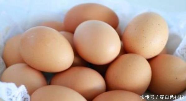 女人爱美,常吃4种食物,不仅清肠排毒,润肠通便,还甩掉大肚子