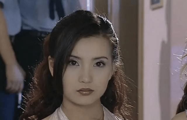 新版《粉红女郎》一经开播遭吐槽，万人迷不迷人，剧情浮夸没有可看性