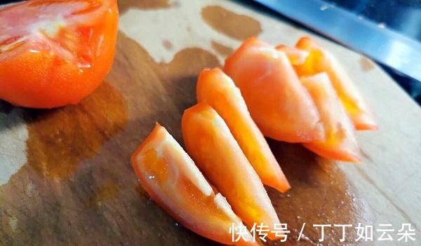 翻新|西红柿炒土豆是经典老菜,翻新做法,就是要赶上新潮流!