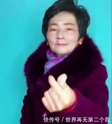 大妈|大妈直播化妆,轻松收获热度几十万,化妆术真强大