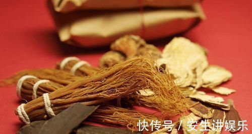 胸痹|茯苓杏仁甘草汤张仲景去肺水治胸痹的小方