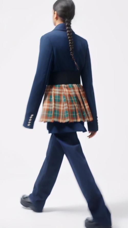 5位女性时装设计师的3月新品，时尚界女性力量的崛起