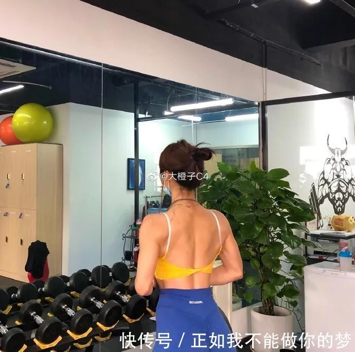 大长腿|98cm的臀+61cm的腰这是你绝对没见过的国产健身翘臀尤物