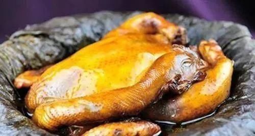 中国|老外嘲笑中国人“很穷”,吃不起饭只能吃石头,打开后瞬间闭嘴