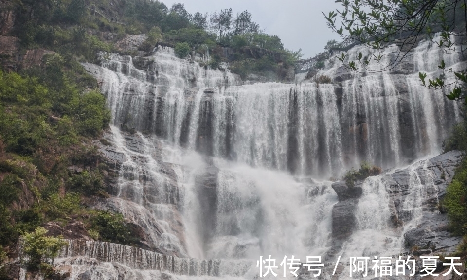 复流|国内最“年轻”的瀑布，复流不过才几天的时间，一夜之间成为焦点