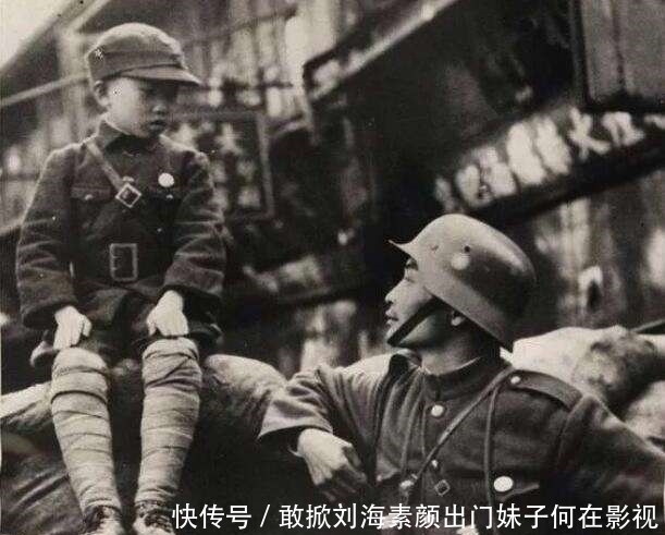 军官|他背负汉奸骂名，巧设鸿门宴，三邀日本军官，5分钟斩杀8名日军