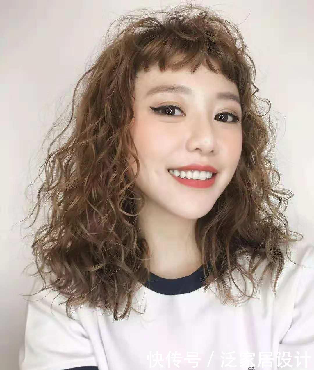 堆积感|“细软趴”发质太影响气质,三招让软头发“硬”起来,时尚还减龄