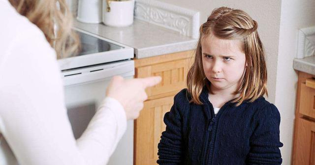 孩子|不会教育的父母,越爱和孩子计较三件小事,可能让孩子性格变自卑