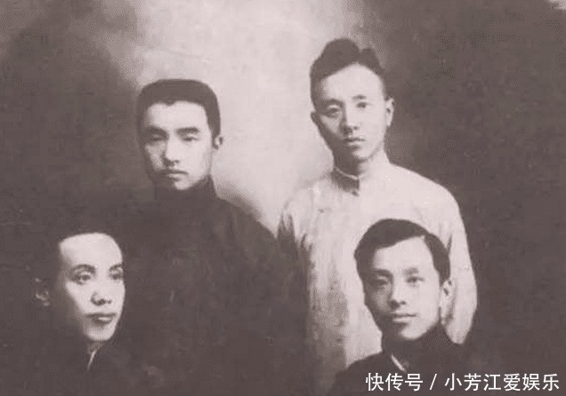  老师|朱自清名校毕业当老师，父亲走关系拿走儿子工资，还嫌他挣得太少