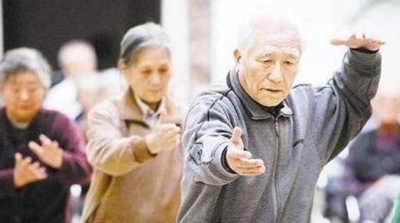 控糖|80岁老人患糖尿病四十年,却说控糖其实并不难,两样东西尽量少碰