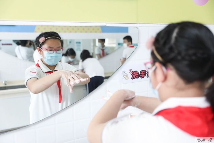 丁园|针对近期多起本土病例，专家“敲黑板”提醒：防疫不可心存侥幸，疫苗+防护给健康“双保险”