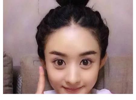 赵丽颖生活自拍照,像极了你和我,大头像一样,太接地气了