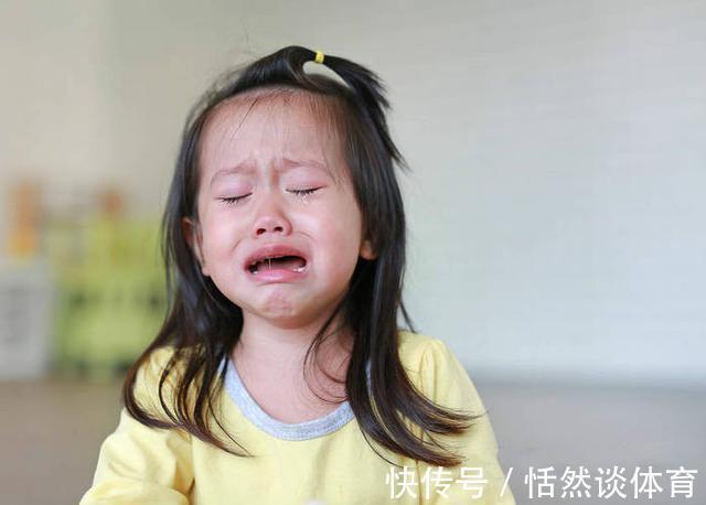 父母|心理分析:孩子吃饭时有个表现,长大后往往可能成为“啃老族”