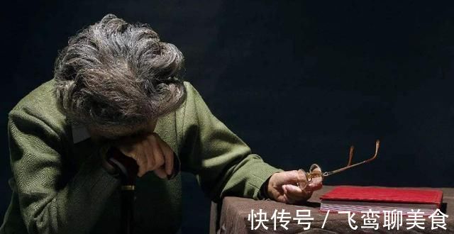 子女们|啃老又出现“新花样”,老人有苦说不出,年轻子女却不以为然