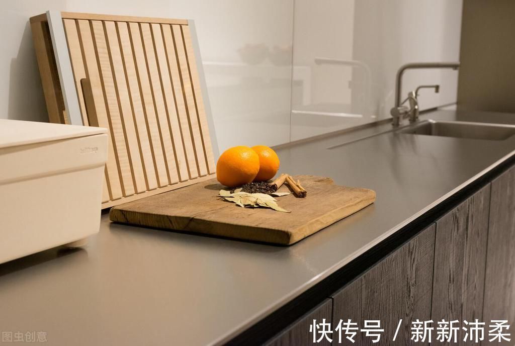 亚克力|还在用不锈钢、大理石、石英石做台面?这种新型板材你得了解