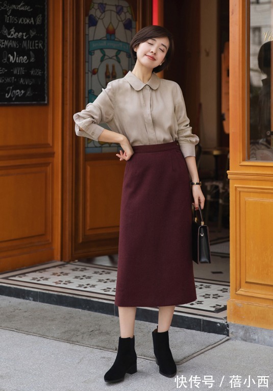 针织衫 中年女性多备这3条半身裙,搭配衬衫、针织衫、西装,都显高显瘦