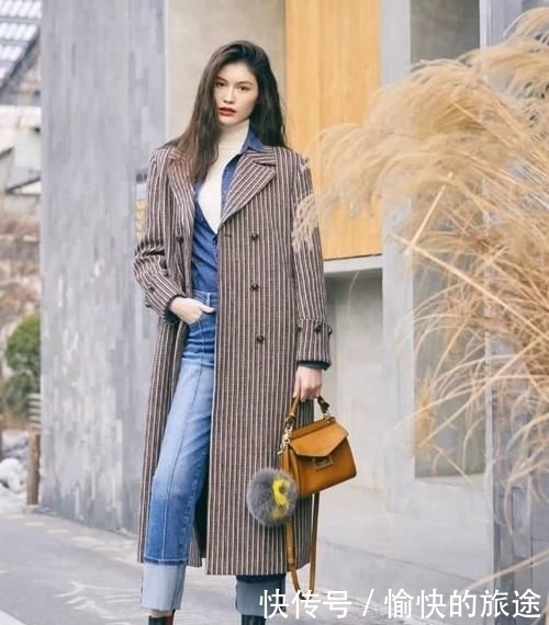 选择|穿呢子大衣的你,包包是怎么选的学会这几点,背包时髦不麻烦