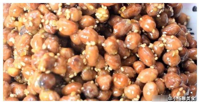 花生米里打1个鸡蛋,简单一做,拿大鱼大肉都不换,过瘾